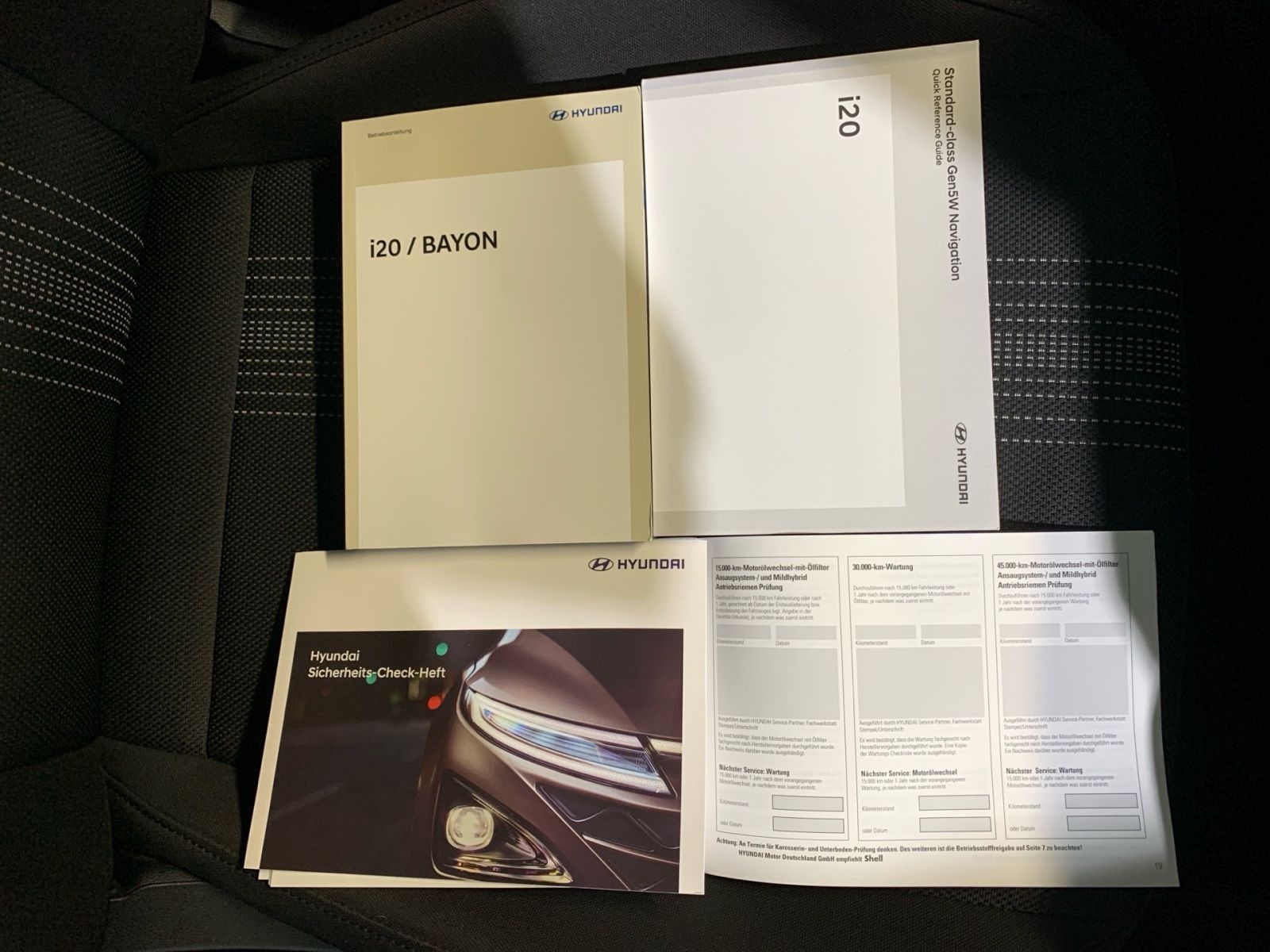 Fahrzeugabbildung Hyundai i20 1.0 T-GDI Select Navi Kamera Allwetter