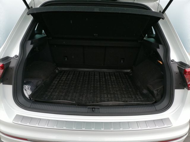 Volkswagen Tiguan R-Line Highline 4Motion 2.0TSI DSG