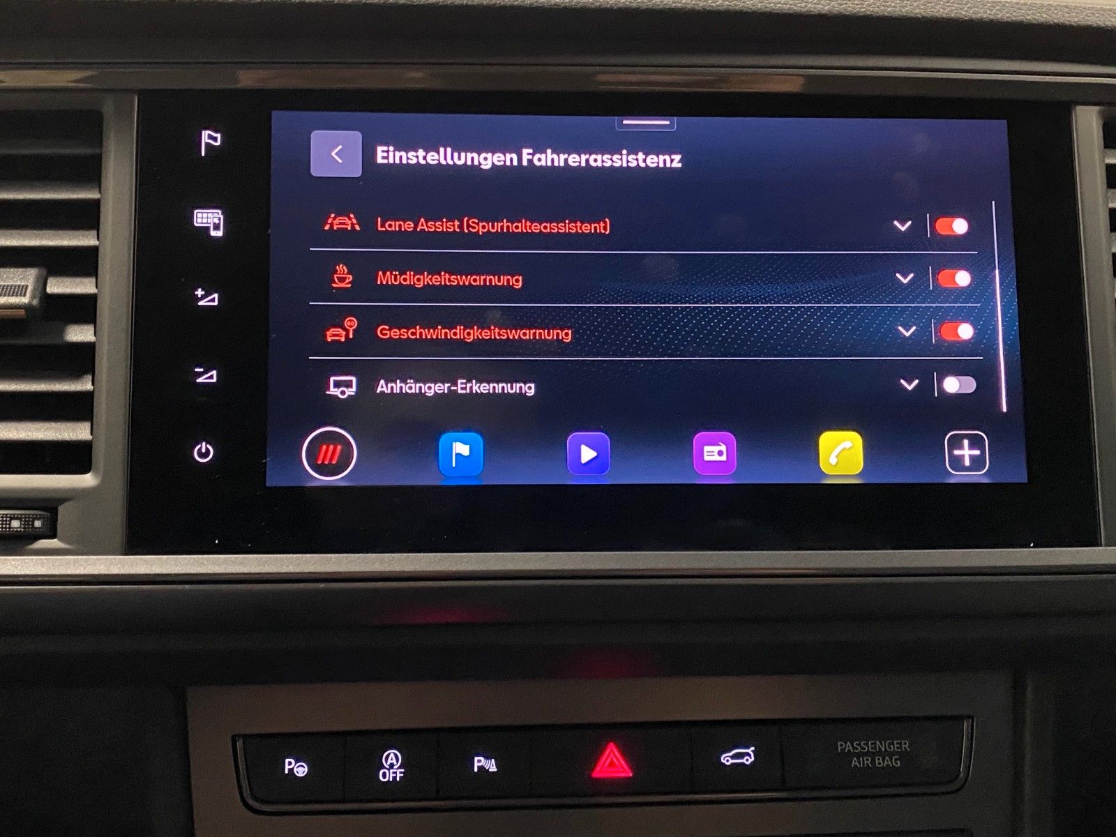 Fahrzeugabbildung CUPRA Ateca 1.5 TSI DSG+AHK schwenk+5 J Garantie+19"+