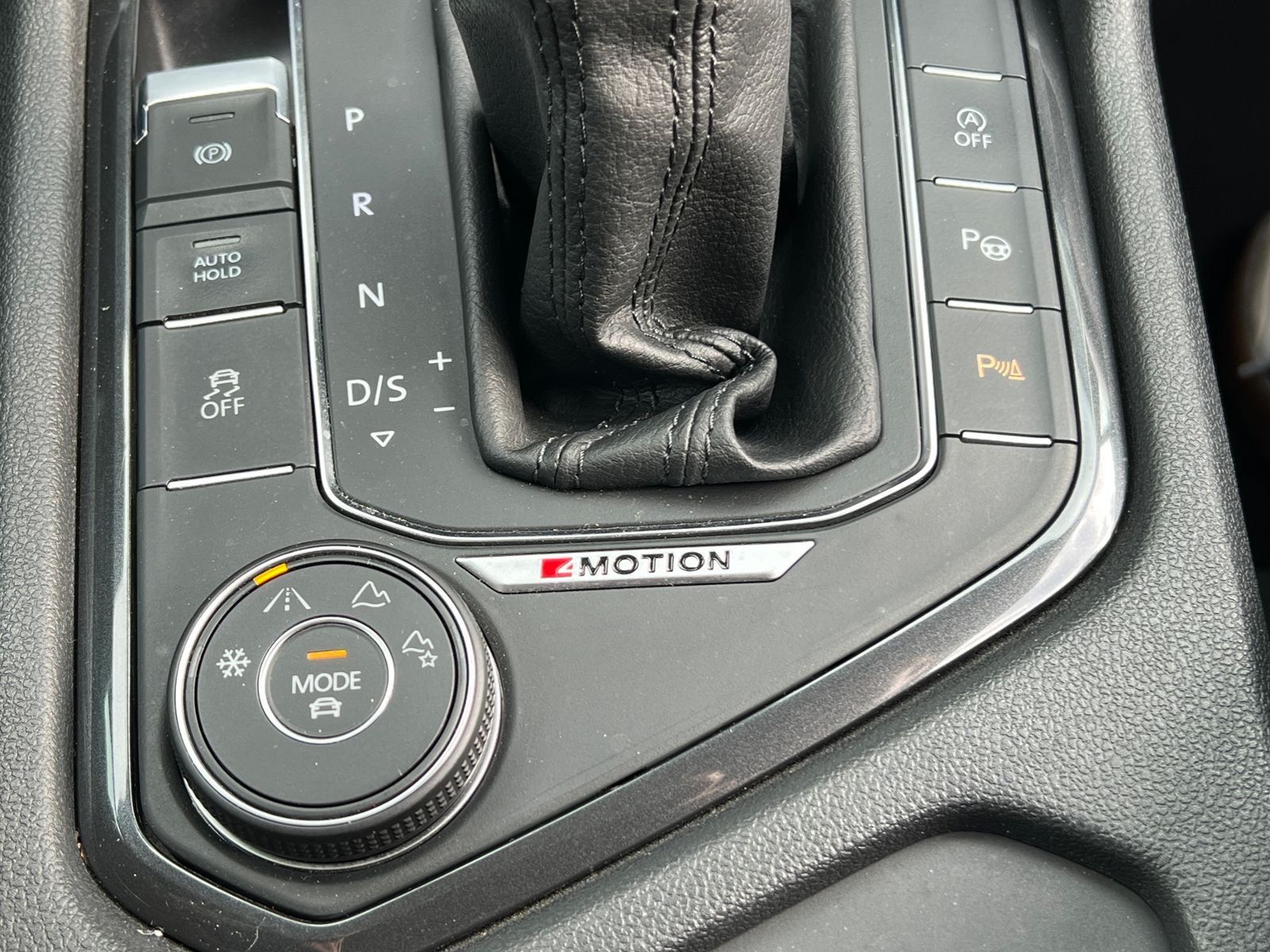 Fahrzeugabbildung Volkswagen Tiguan Allspace Highline 2.0 TDI DSG 4MOTION *AH