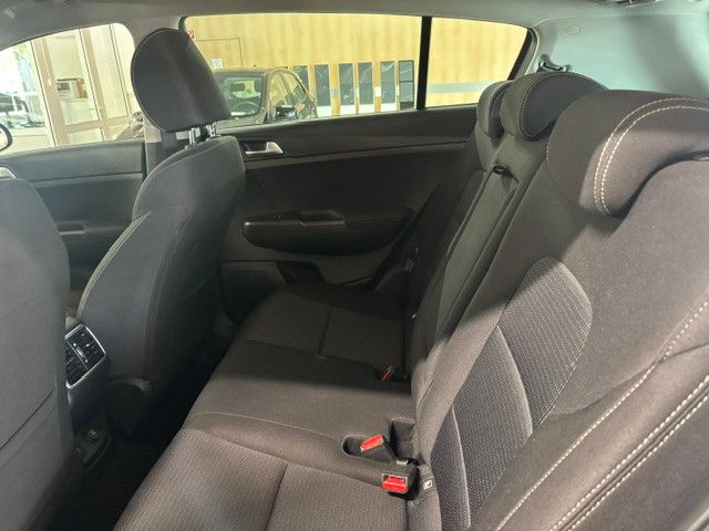 Kia Sportage 2WD - NAVI - RFK - TEMPOMAT -  KLIMA - foto 7
