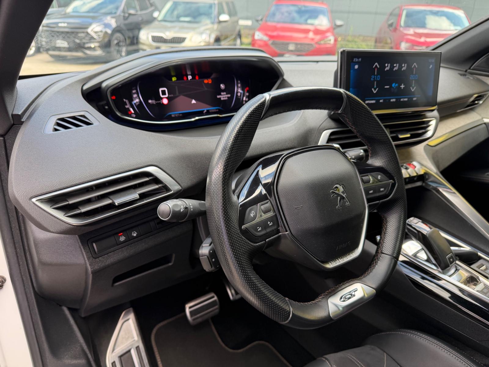 Peugeot 5008 GT 7 SITZER /LEDER/NAVI/LED/PANO/KAMERA, миниатюра 14