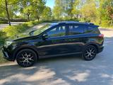 Toyota RAV 4 2,5-l-Hybrid Style Selection Auto 4x4 ... - Toyota RAV 4: Style Selection