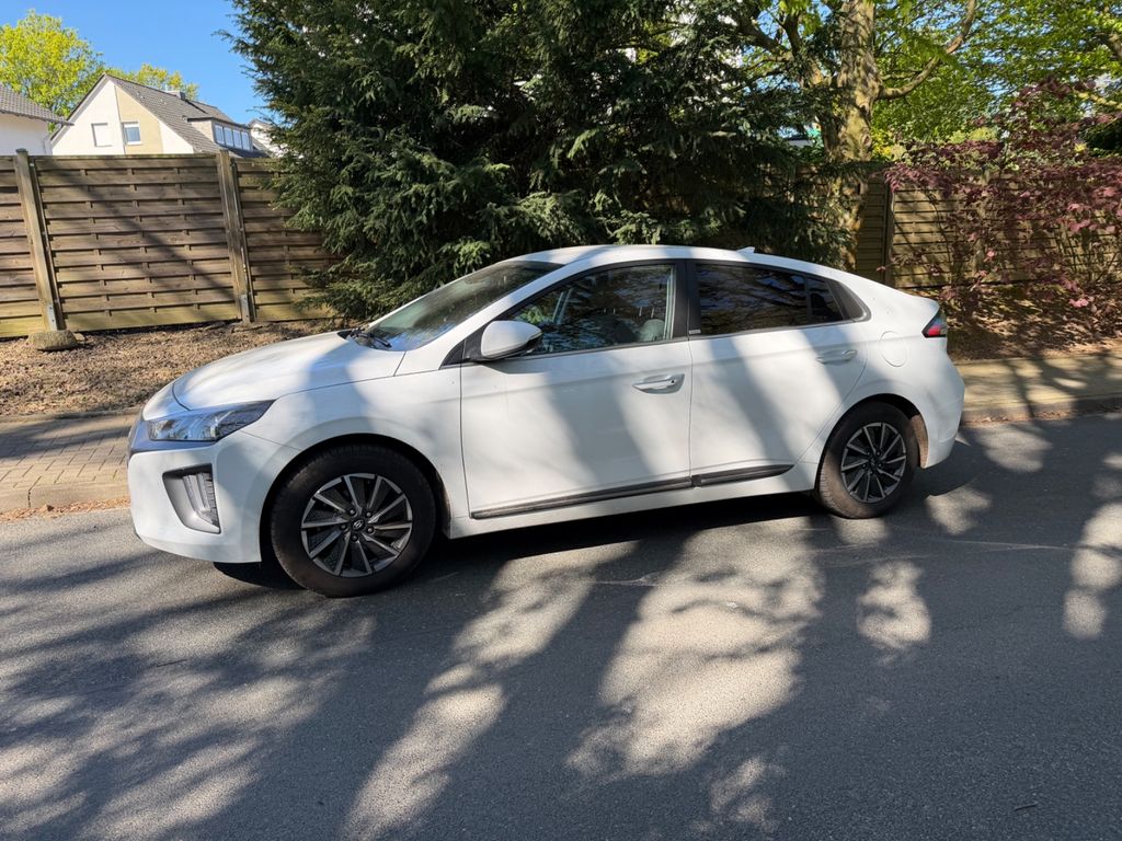 Image of Hyundai IONIQ