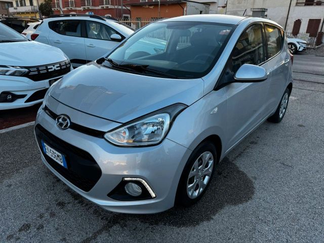 Hyundai HYUNDAI i10 1,0 GPL 67 CV LOGIN 5P