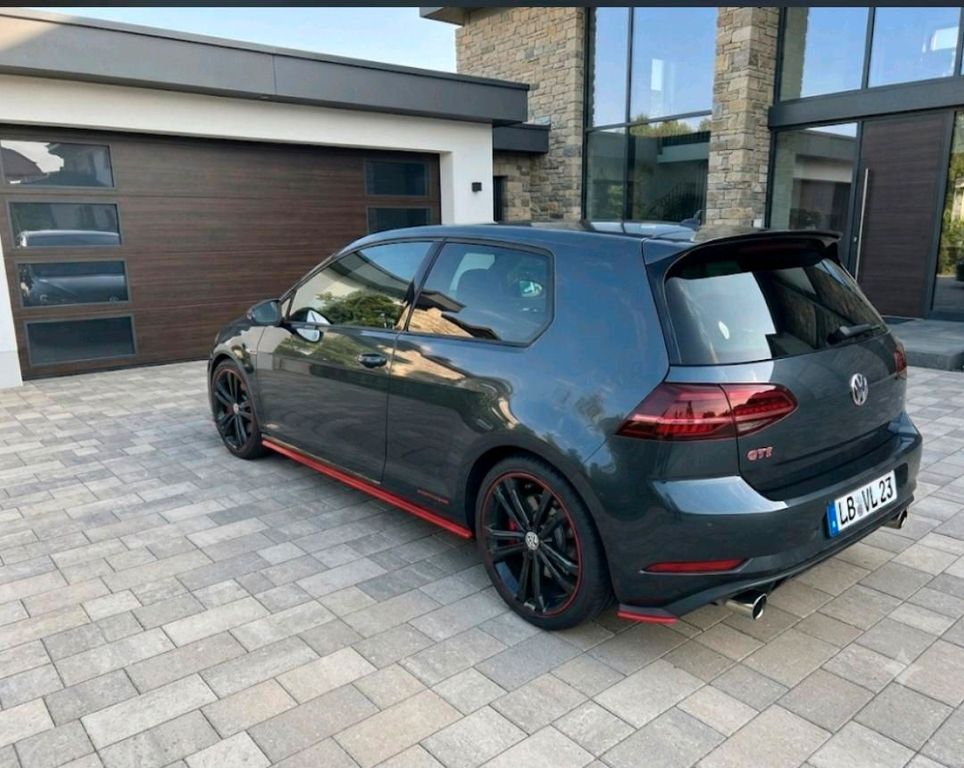 Image of Volkswagen Golf