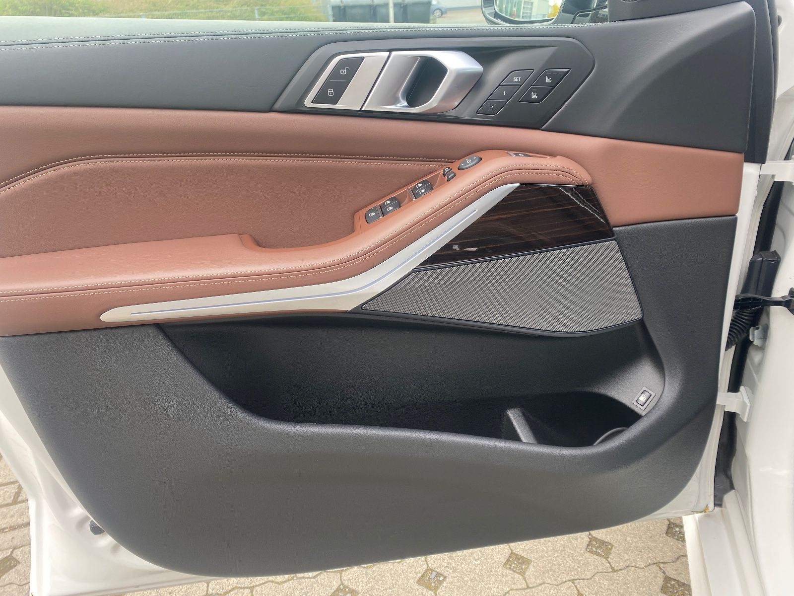 Fahrzeugabbildung BMW X5 xDrive 45 e M Sport/Laser/HeadUp/Pano/360°Kam