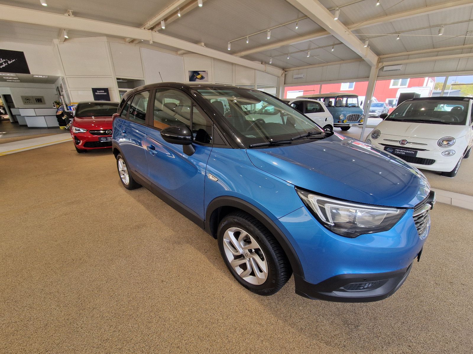 Fahrzeug 5 Fahrzeugabbildung Opel Crossland (X)