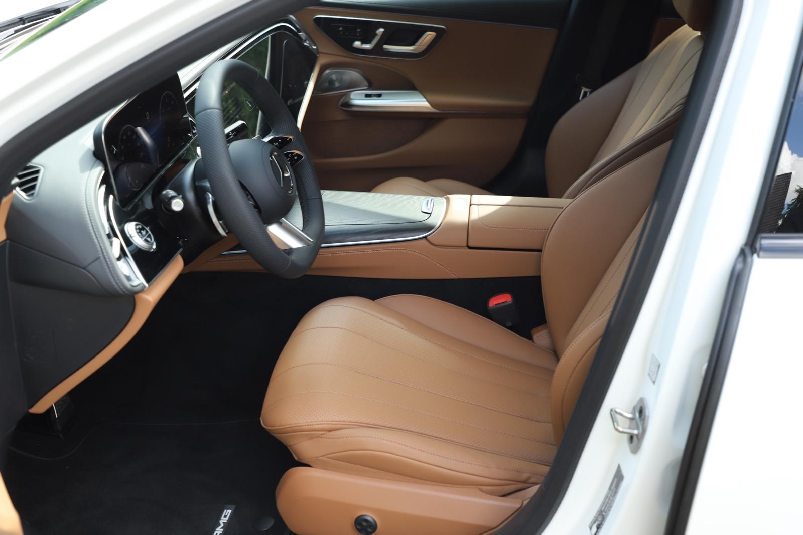 Mercedes-Benz E 220 d T-Modell AMG Line Advanced Plus Pano Sof