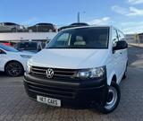 Volkswagen T5 Transporter 2,0D Kasten Klima*NAVi*PDC*AHK* - Volkswagen T5 Transporter in Solingen