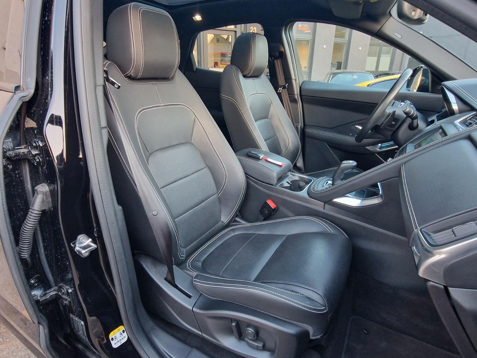Jaguar E-Pace P300 R-Dynamic SE AWD +PANO+MERIDIAN+