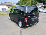 Nissan NV200 Evalia Tekna AHK/KAMERA/SHZG/TEMPO/KLIMA - schwarze Nissan NV200