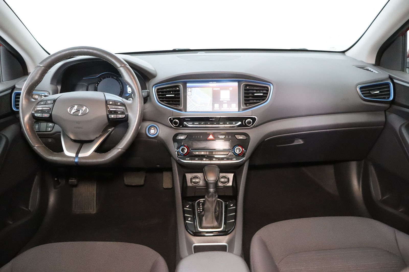 Fahrzeugabbildung Hyundai IONIQ 1.6i GDi HEV Hybrid Style