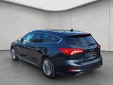 Ford Focus Turnier 1.0 EcoBoost Hybrid VIGNALE - Ford Focus Vignale mit Benzin-Antrieb