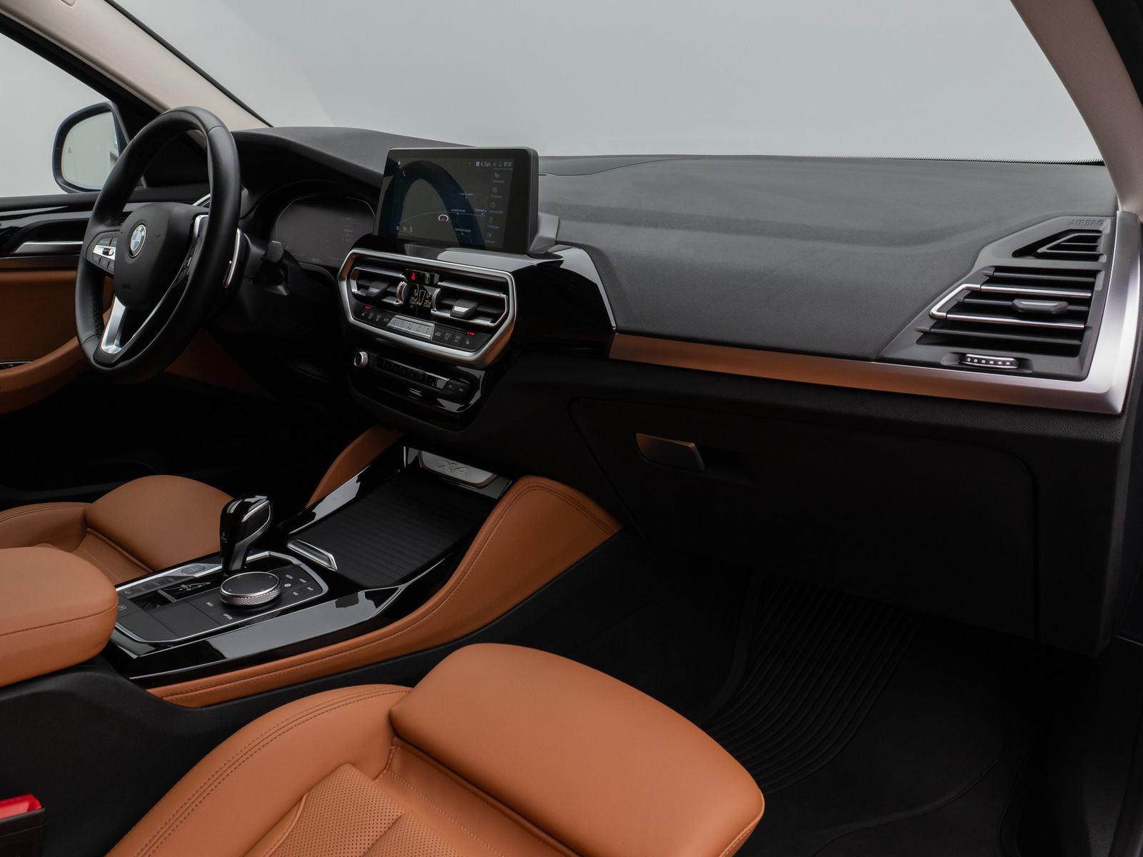 Fahrzeugabbildung BMW X4 xD30d Kamera DAB CockPitPlus AHK Sport LED
