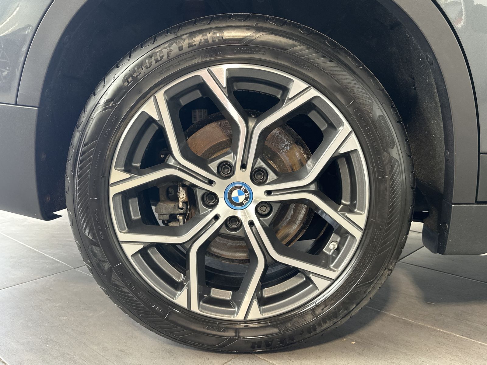 Fahrzeugabbildung BMW X1 xDrive25e xLine NAV+LED+KAMERA+HIFI+ACC+HUD
