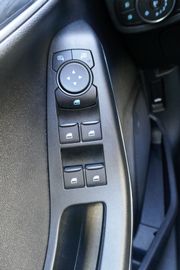 Fahrzeugabbildung Ford Fiesta Titanium X