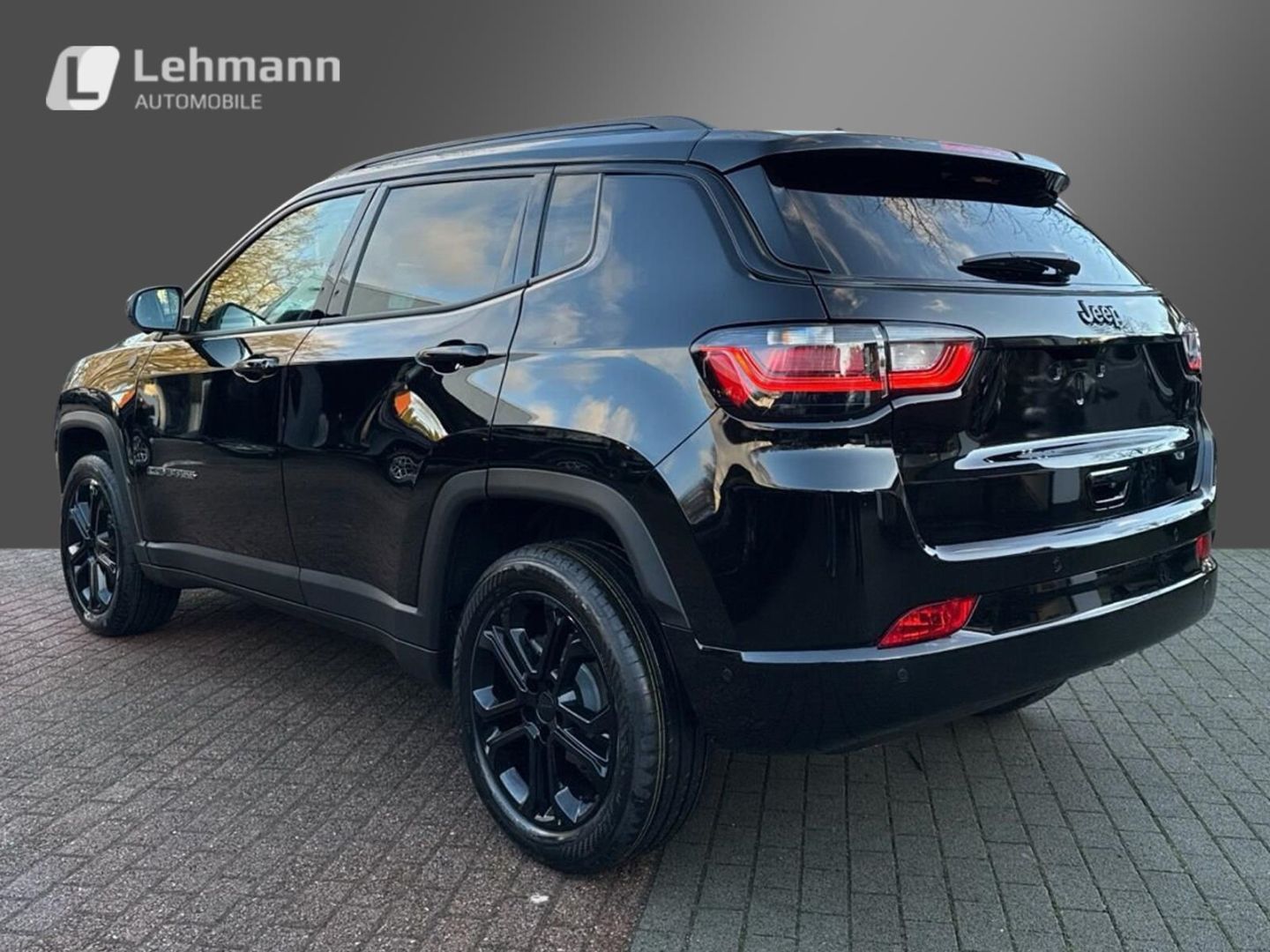 Fahrzeugabbildung Jeep Compass North Star-Panoramadach-Mild-Hybrid