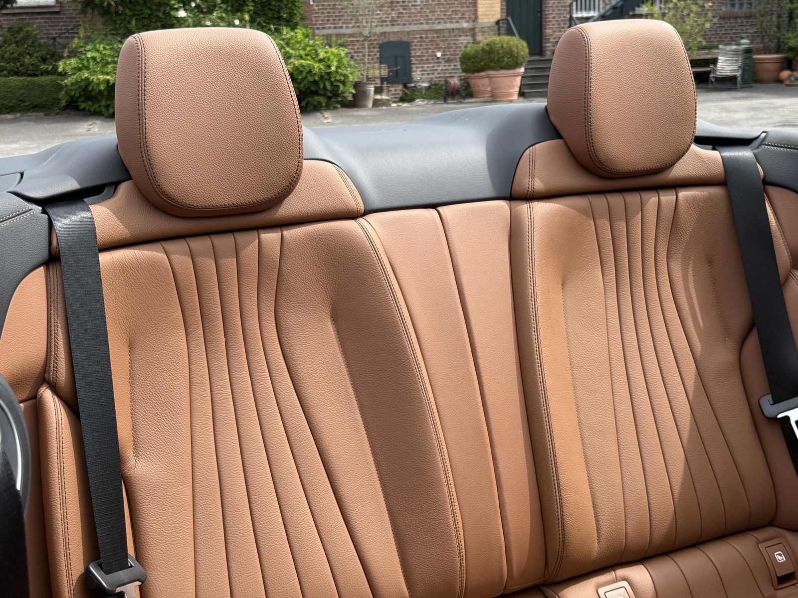 Mercedes-Benz E 300 d 4Matic Cabrio AVANTGARDE PAKET KAMERA CO foto 18