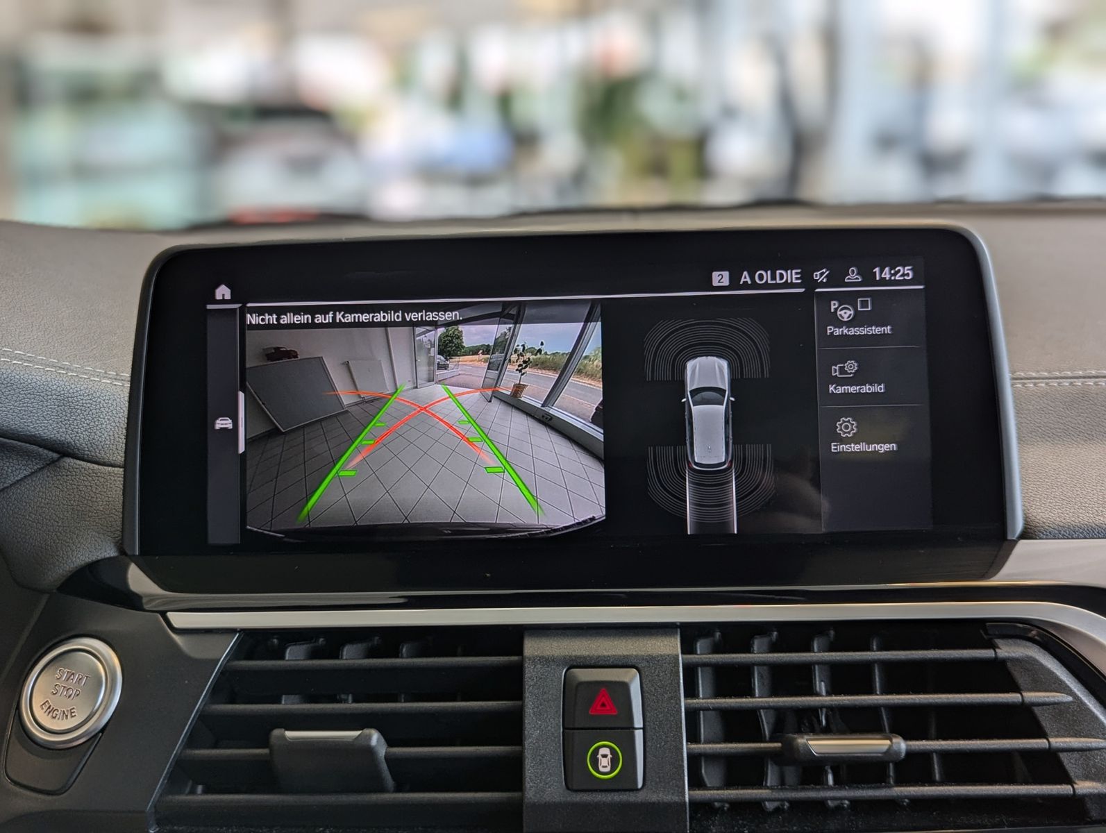 BMW X3 xD 30 d M-Sport Pano HUD ACC Harman H/K AHK - Image 28