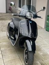 Vespa 300GTS