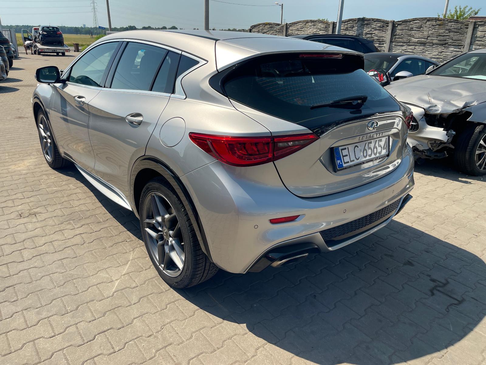 Infiniti Q30 1.6 Premium Tech