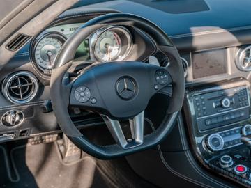 صورة مصغرة 33 لـ 2012 Mercedes-BENZ SLS AMG