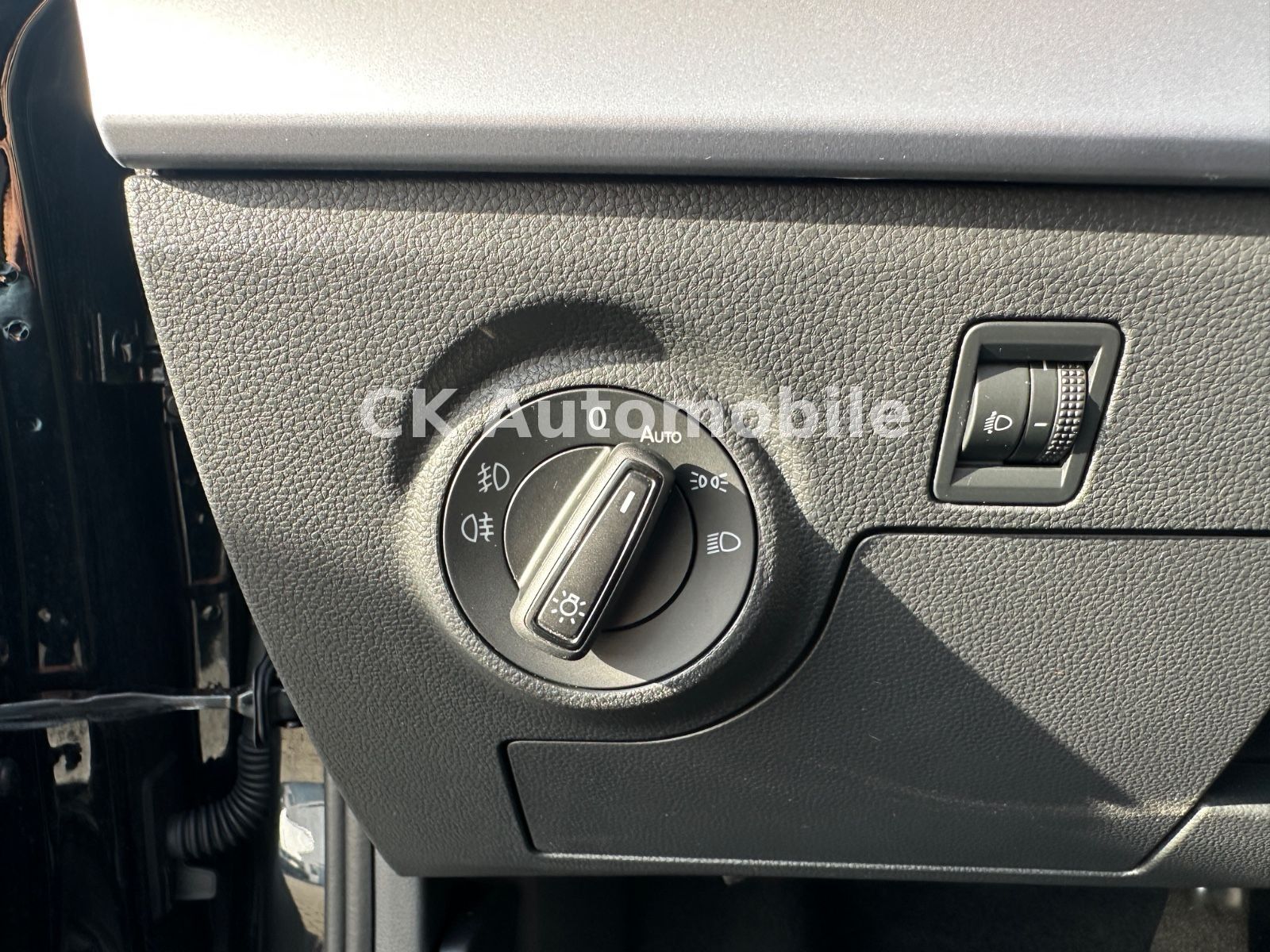 Fahrzeugabbildung SEAT Ibiza  FR 1.0 TSi DSG/Navi/Tempomat/PDC