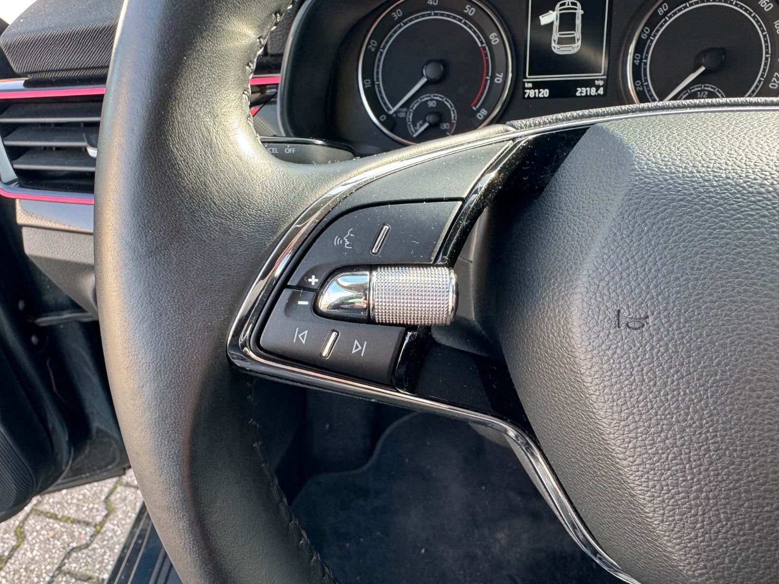 Fahrzeugabbildung SKODA Scala Ambition