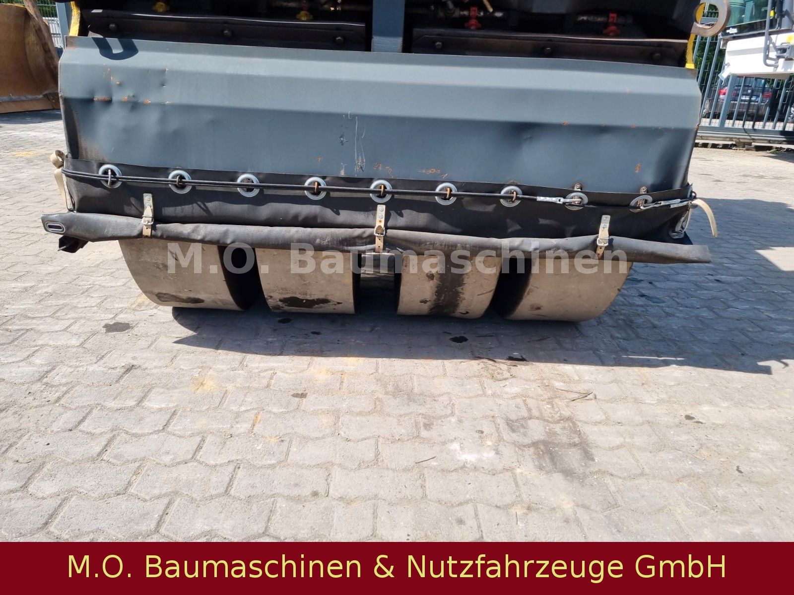 Fahrzeugabbildung BOMAG BW 154 ACP-4AM / Kombiwalze /