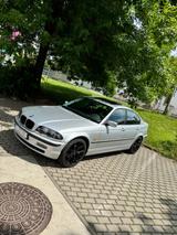 BMW 320i - E46 - BMW 320 aus 2000: E46