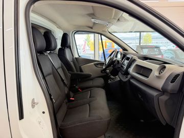 Renault Trafic - 11