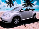 Volkswagen New Beetle 2.0 Freestyle Cabriolet - Volkswagen New Beetle Freestyle mit Benzin-Antrieb