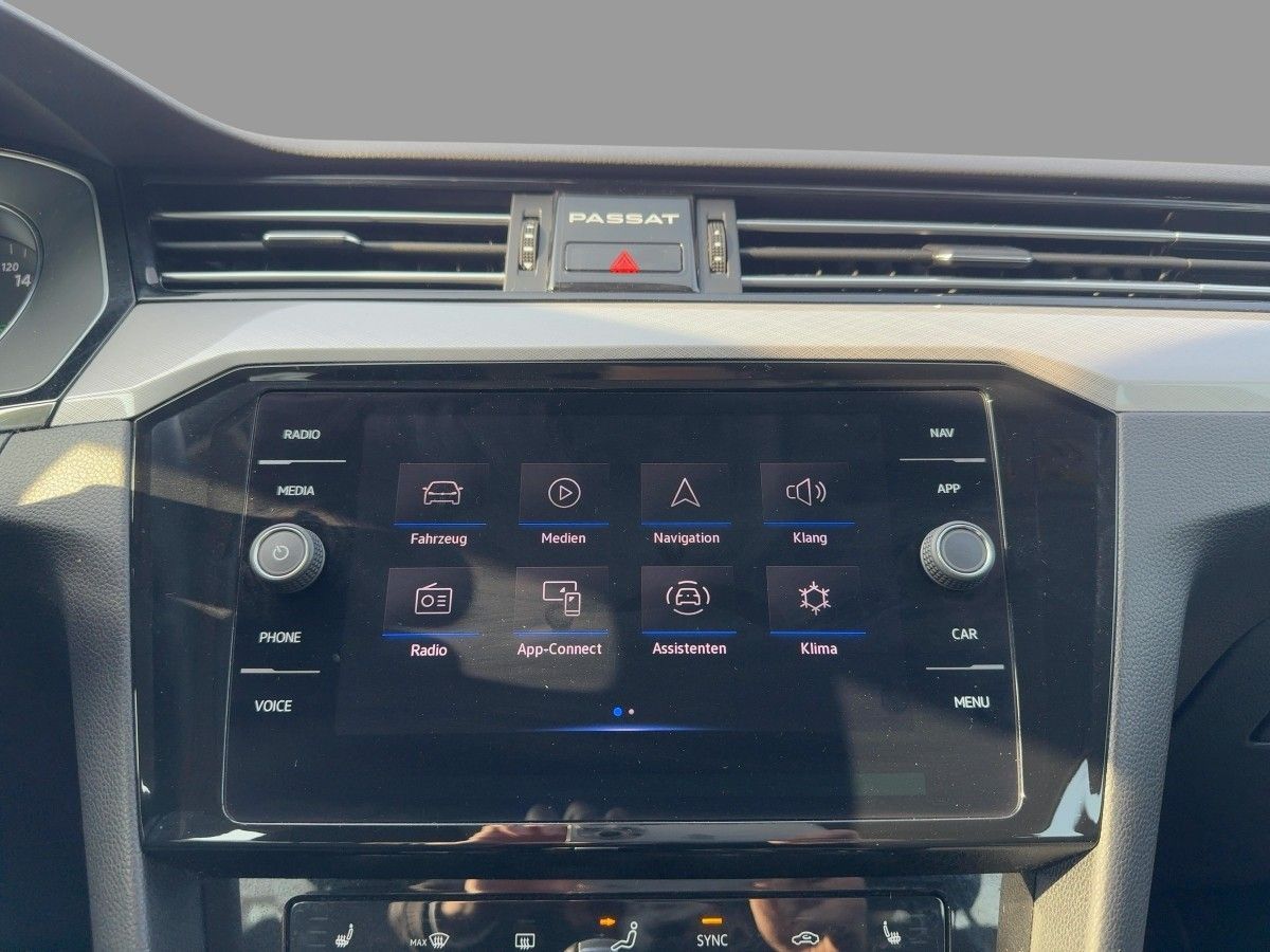 Volkswagen Passat Variant - Bild 13