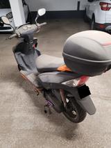 Explorer B92 - 15.631 km - Roller bis 1.000 Euro