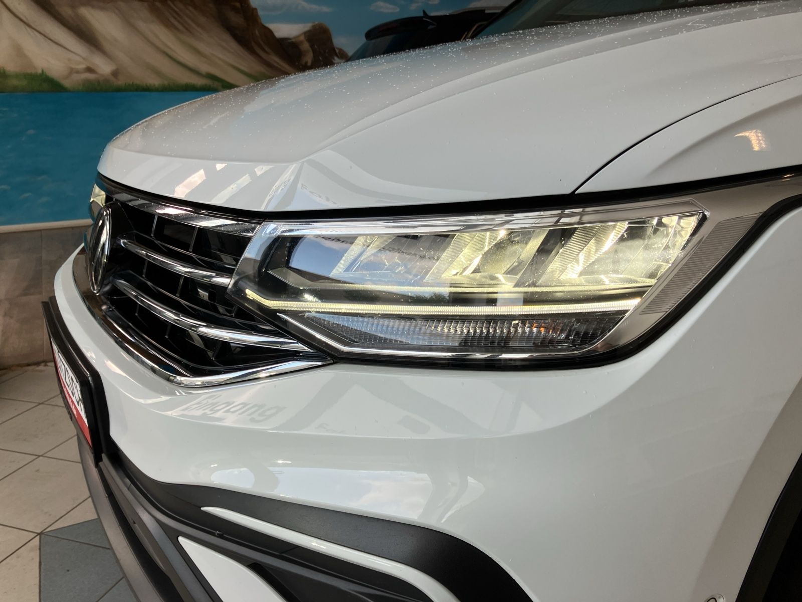 Fahrzeugabbildung Volkswagen Tiguan Allspace Life TDI DSG LED ACC STH HuD SHZ