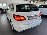 Mercedes-Benz B 180 Style *NAVI+LED+PDC+SITZHEIZUNG* - Mercedes-Benz B 180: Automatik