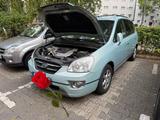 Kia Carens 2.0 CRDi EX EX TOP Kamera Front und Heck - Kia Carens aus 2007 mit Diesel-Antrieb