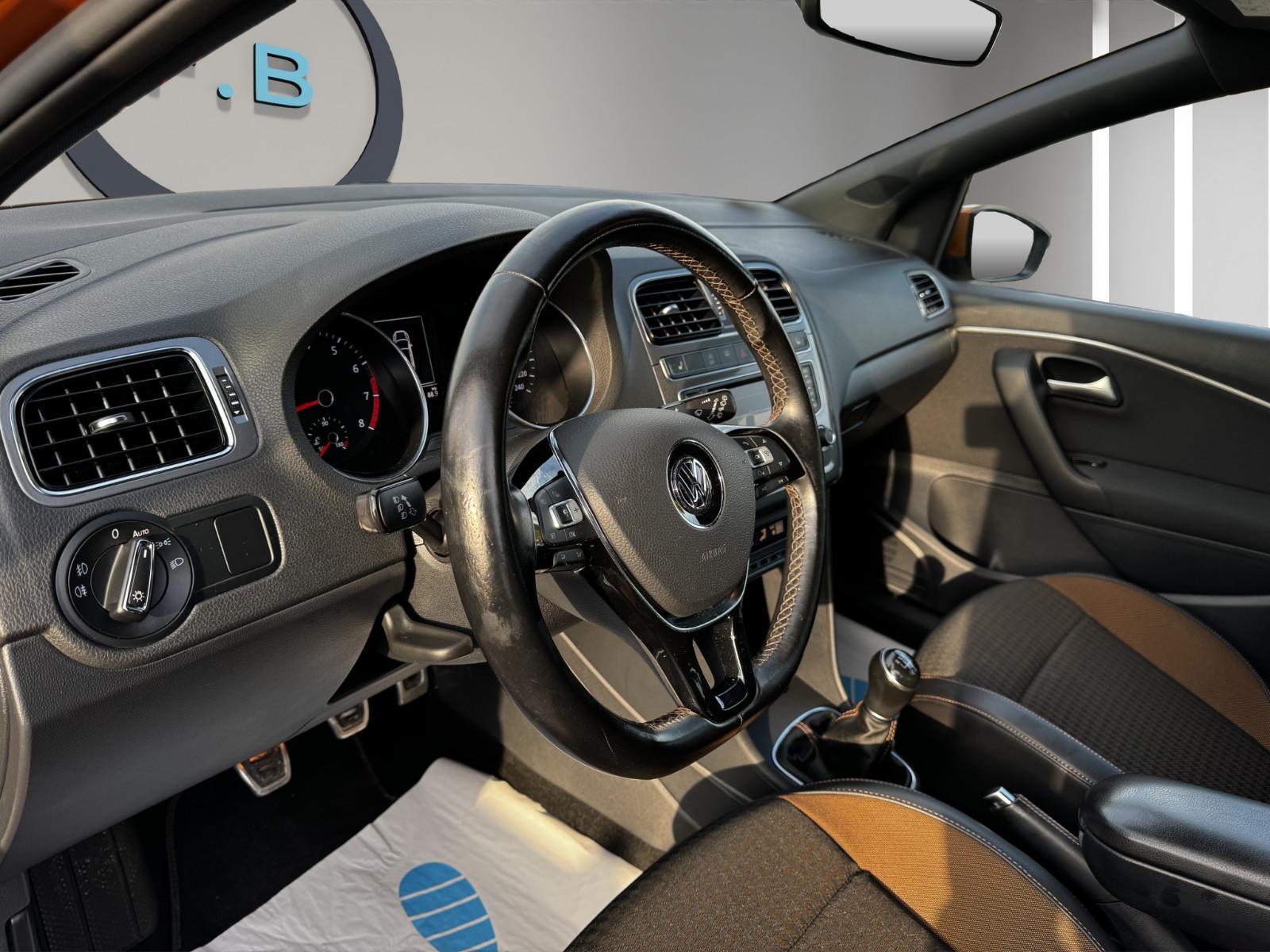 Volkswagen Polo V/SHZ/KLMA/RFK/PDC/PD/UVM..