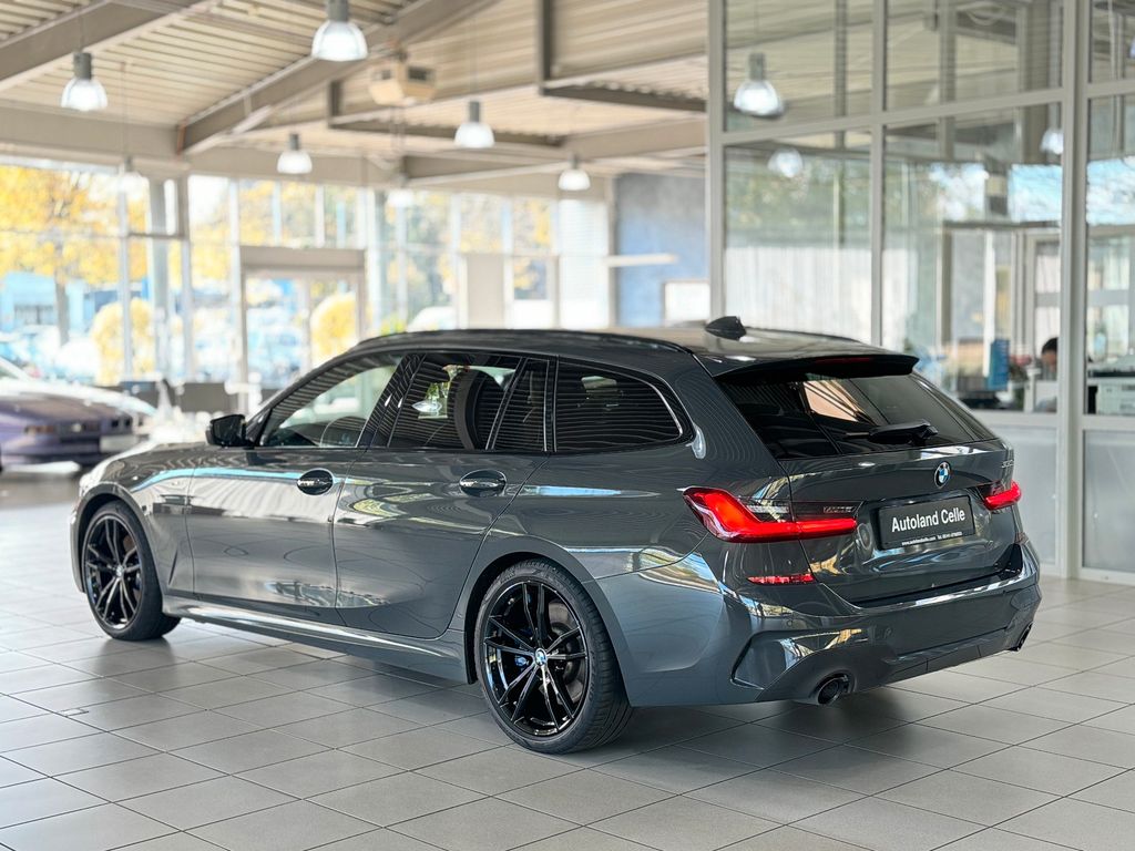 Image of BMW 330
