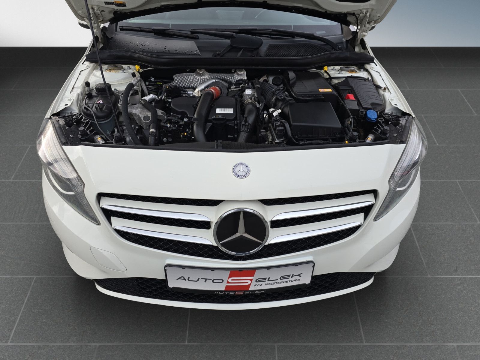 Fahrzeugabbildung Mercedes-Benz A 180 CDI Sportsitze Klima ALU Felgen