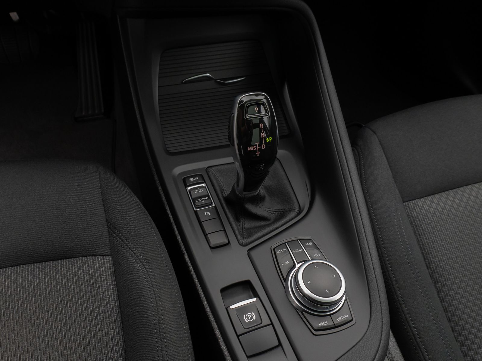 Fahrzeugabbildung BMW X1 sD20i Panorama Navi Lordos DAB HiFi Parkassis