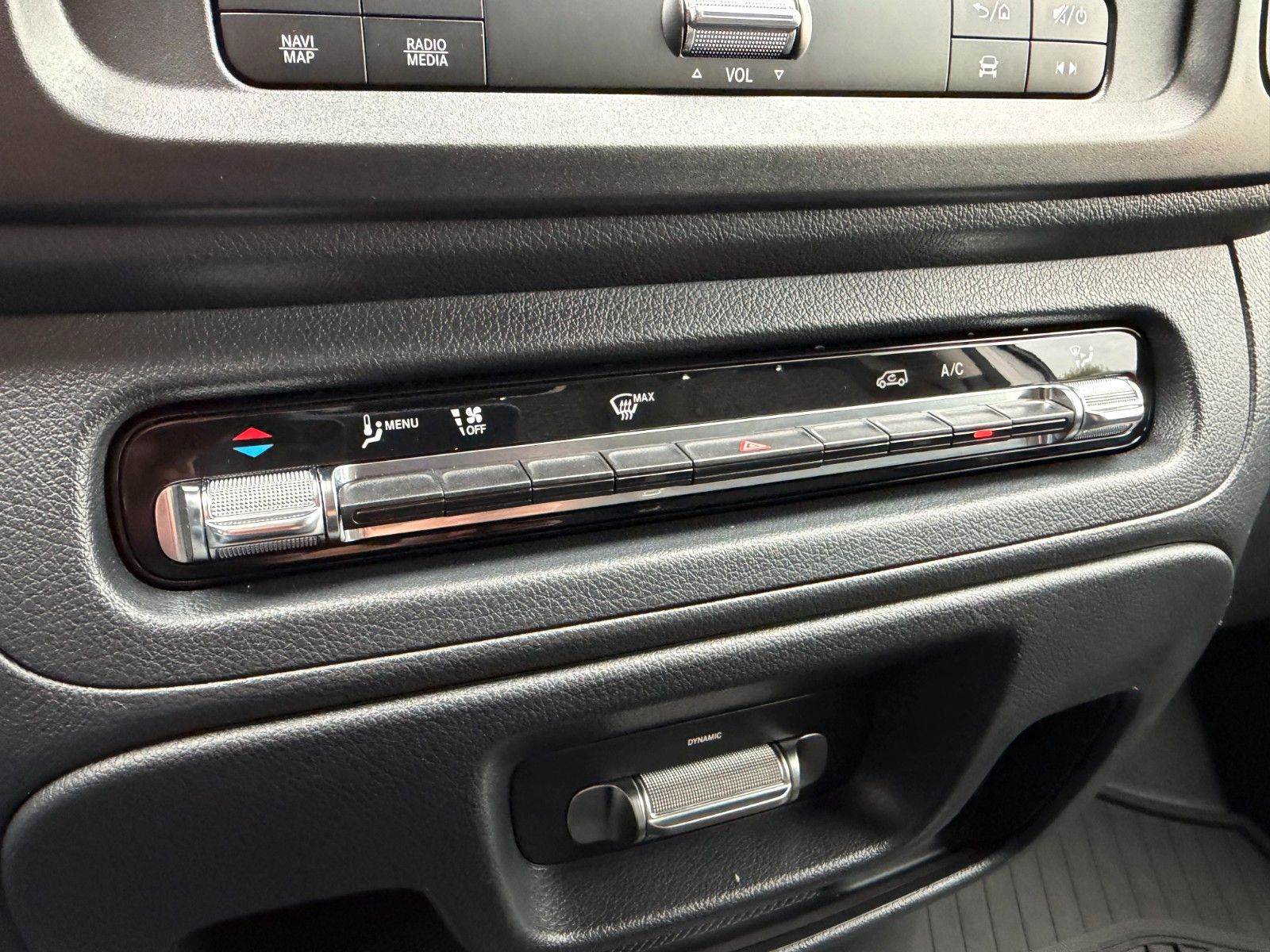 Fahrzeugabbildung Mercedes-Benz Vito 116 CDI 9G Extral Klima Kamera SHZ