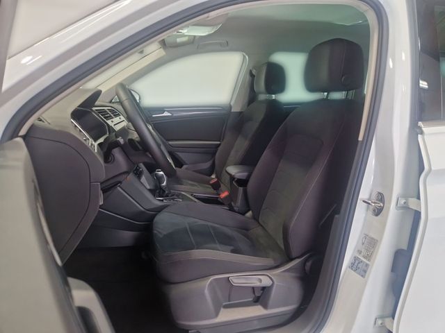 Tiguan 2.0 TDI DSG ELEGANCE +LED+KAMERA+DCP+ACC+