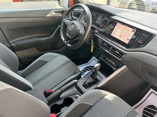 Fahrzeugabbildung Volkswagen Polo Highline Autom.+Panorama+Navi+CarPlay+SHZ+