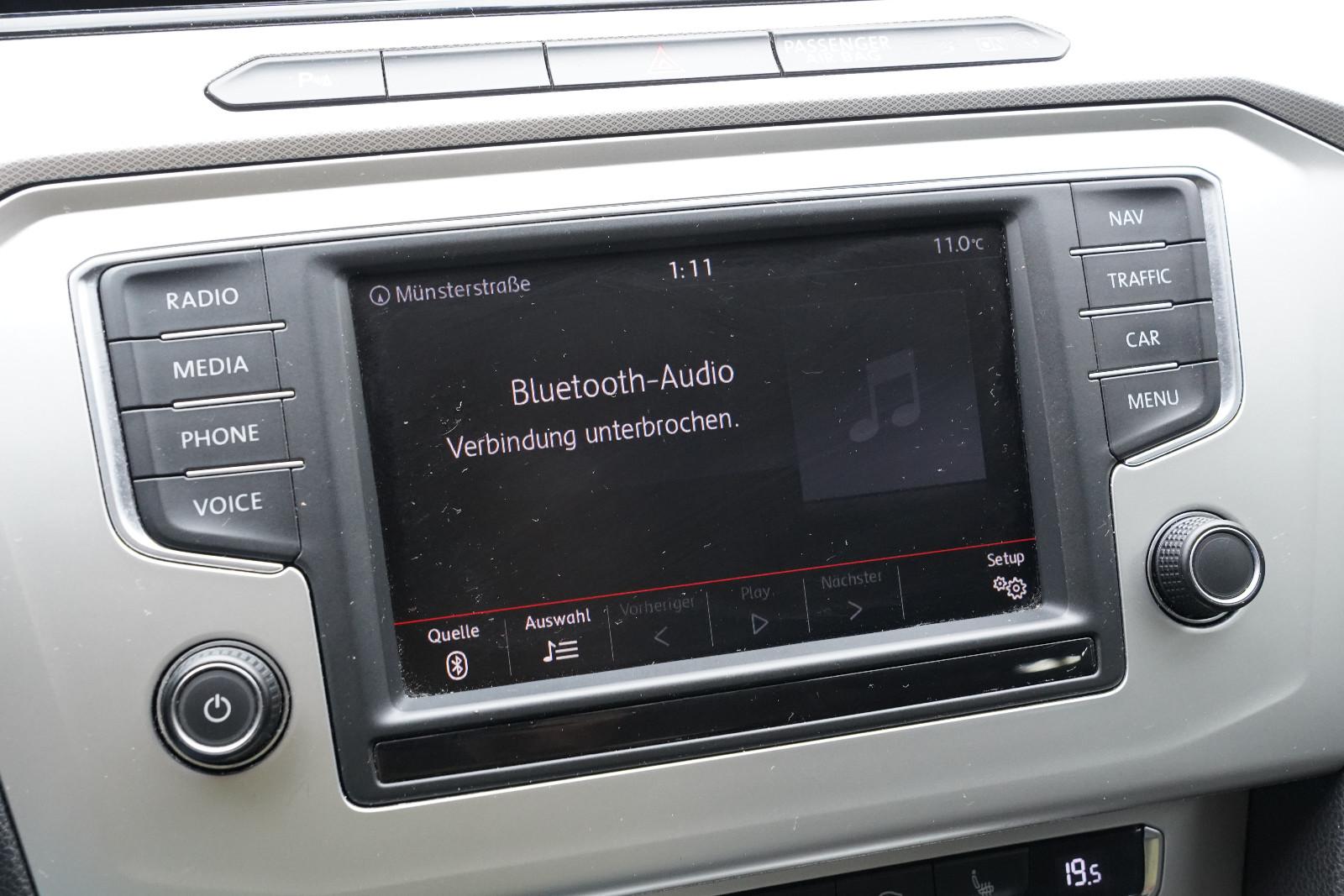 Volkswagen Passat Lim. 1.4 SHZ NAVI GJR Keyless PDC
