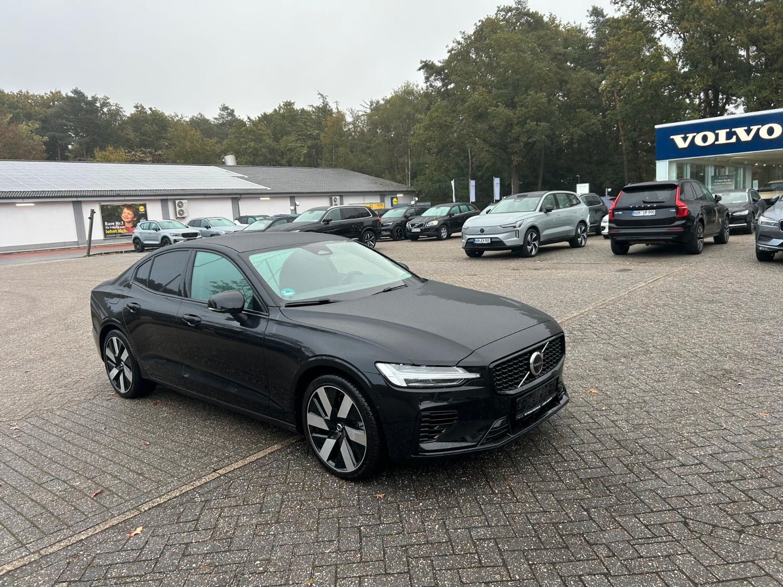 Volvo S60 Lim. Plus Dark Recharge Plug-In Hybrid AWD