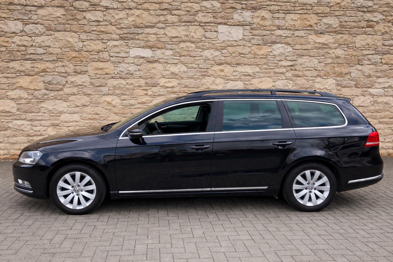 Volkswagen Passat Kombi 2.0Tdi,Comfort,DSG,AHK,Navi