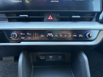 KIA Sportage - 12