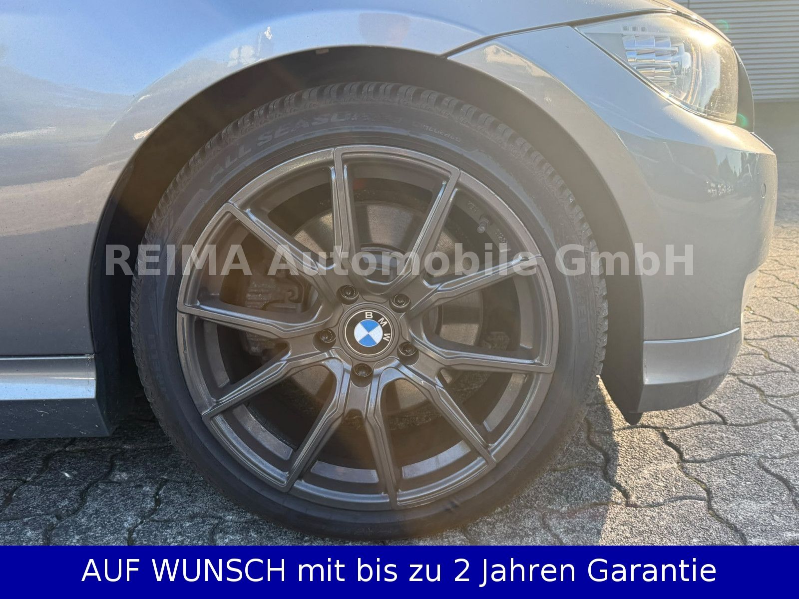 Fahrzeugabbildung BMW 325d Touring, Pano